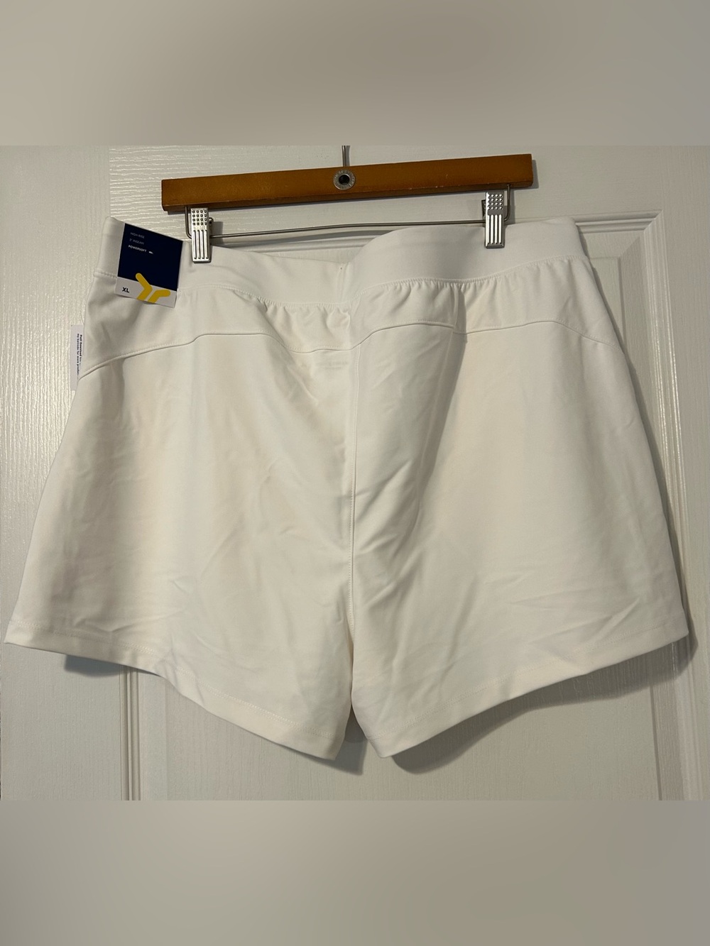 Old Navy High Rise 3” Inseam Powersoft Athletic Shorts - Picture 2 of 3
